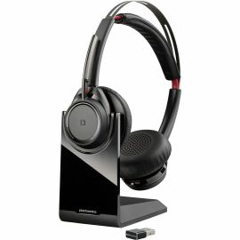 POLY VOYAGER FOCUS B825 UC USB-C HEADSET +CHARGING STAND